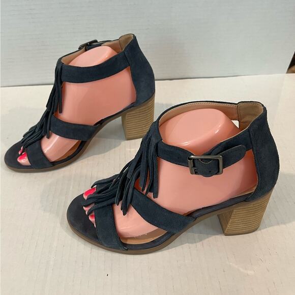 SOLE SOCIETY Women's Delilah Suede Leather Fringe Block Heel Sandal Shoes Blue 9 - Picture 4 of 12